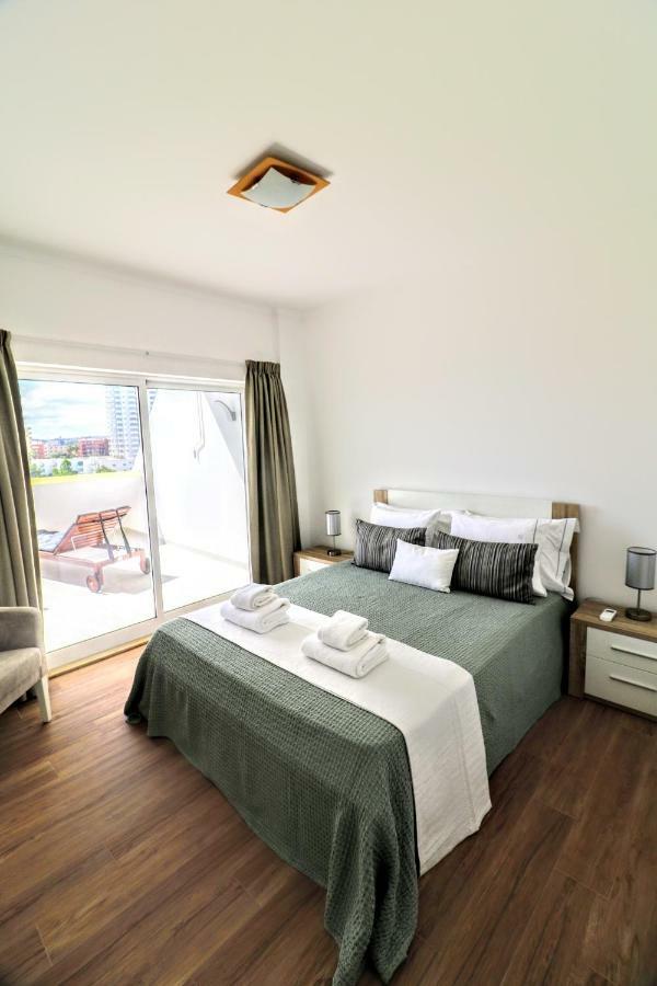 By The Sea - Sea View Torres Apartment Portimão Exterior foto
